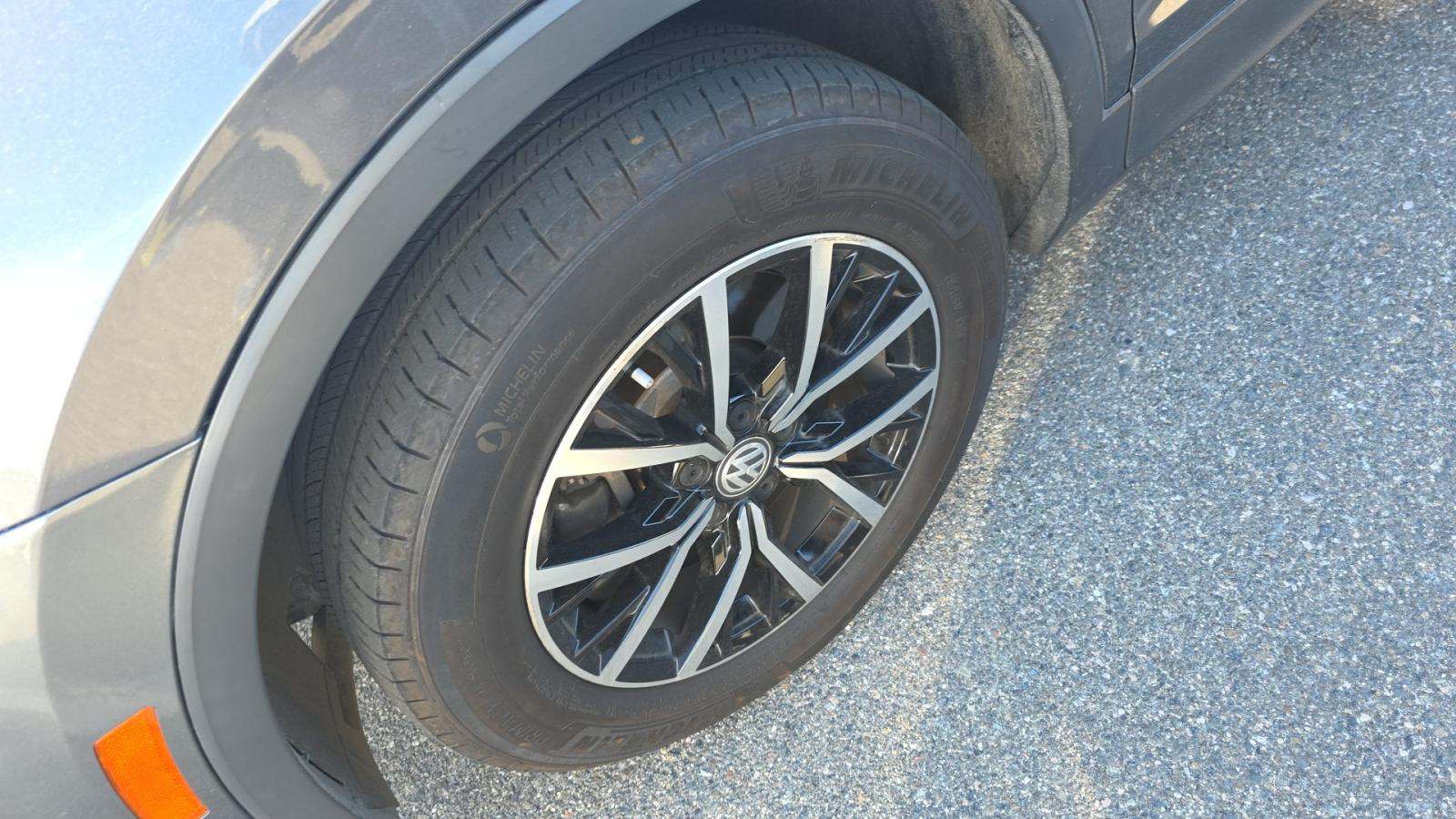 2021 Volkswagen Tiguan 2.0T SE FWD