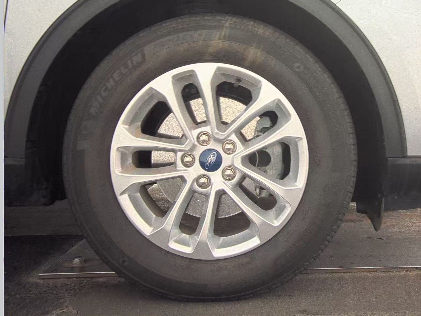 2022 Ford Escape SE FWD