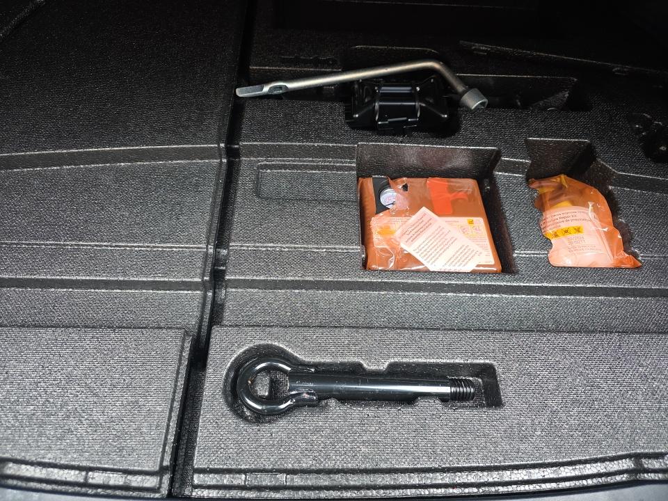 2021 Toyota Prius Limited FWD