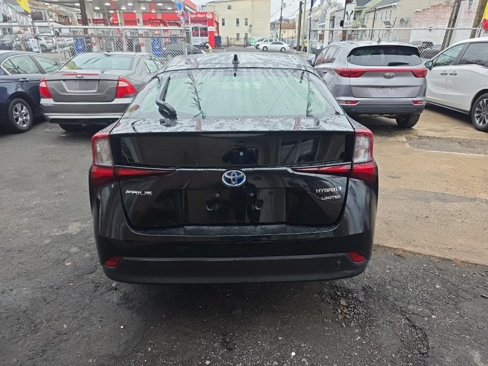 2021 Toyota Prius Limited FWD