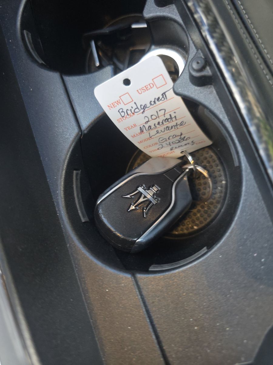 2017 Maserati Levante Base AWD
