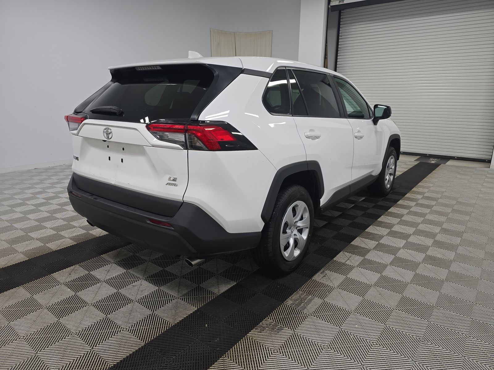 2024 Toyota RAV4 LE AWD