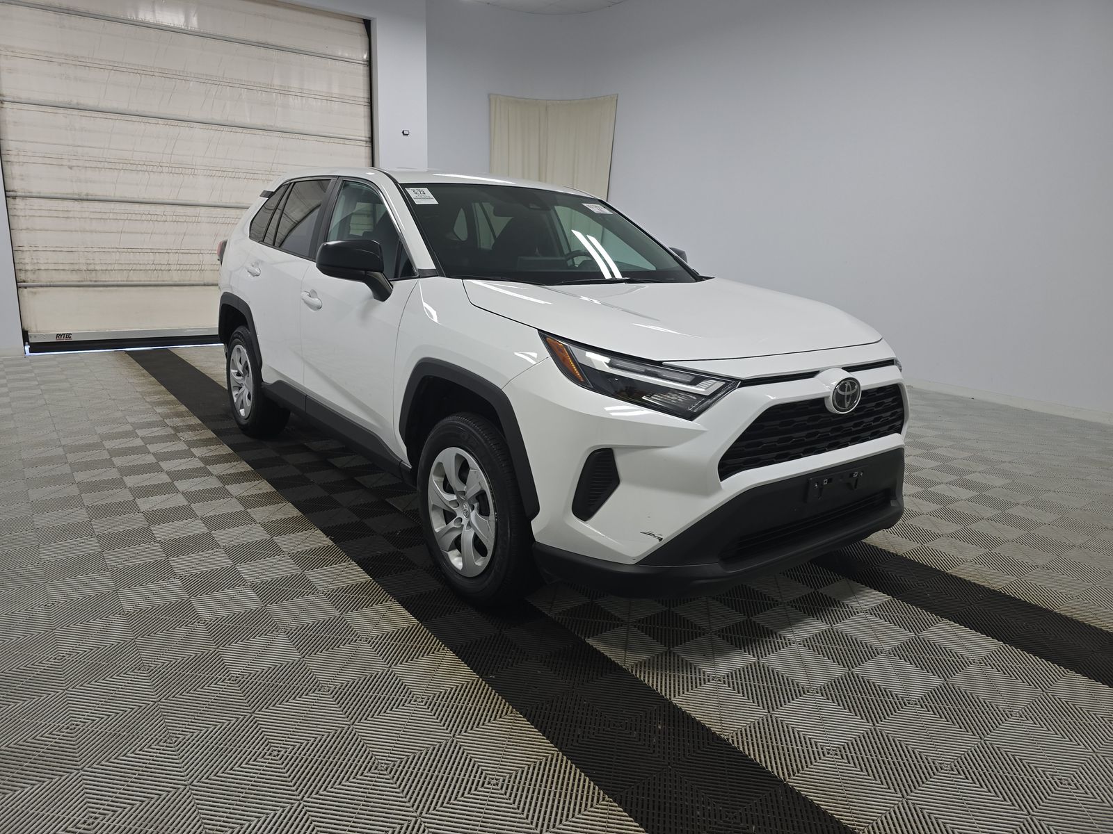 2024 Toyota RAV4 LE AWD