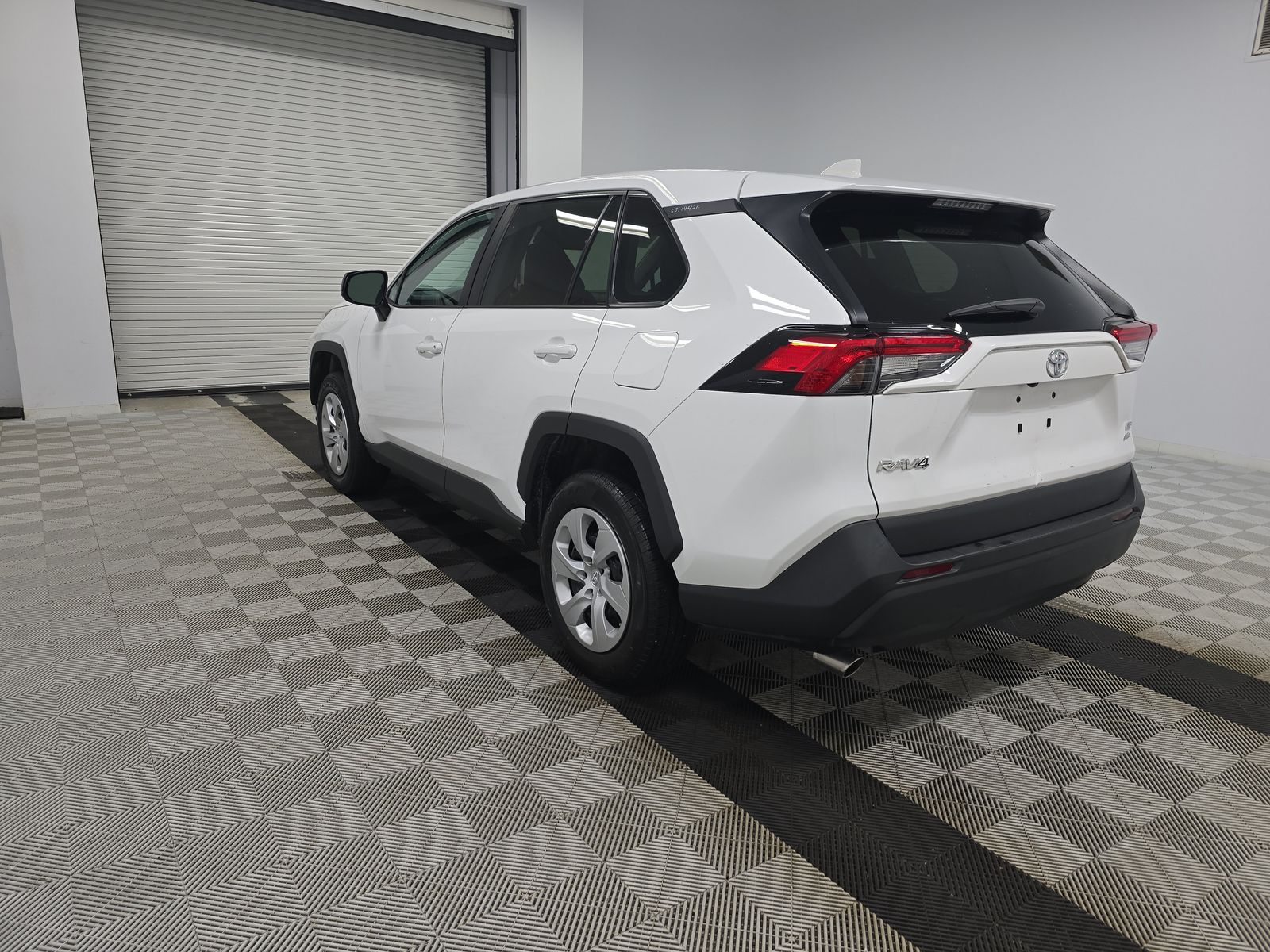 2024 Toyota RAV4 LE AWD