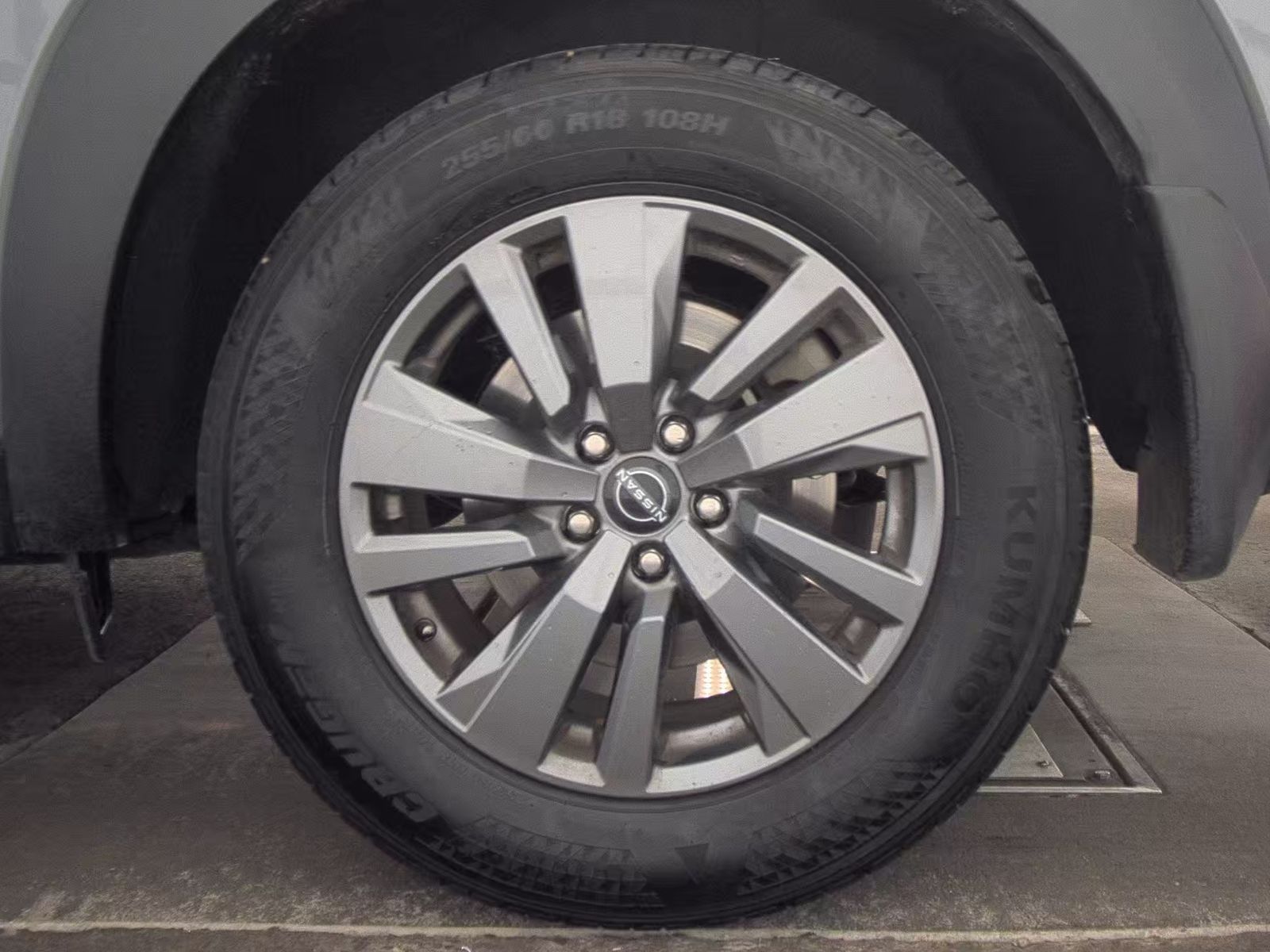 2024 Nissan Pathfinder S FWD