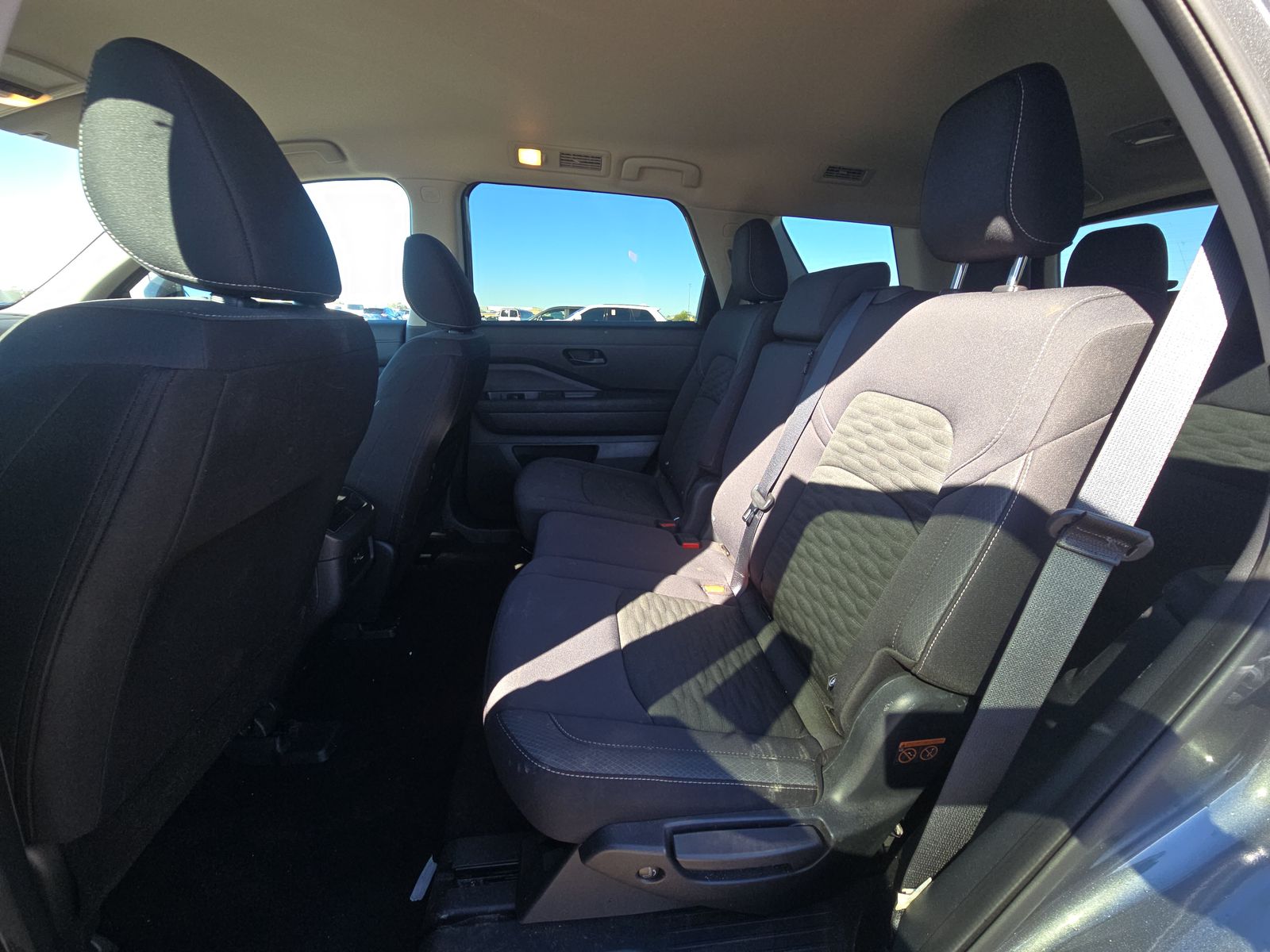 2024 Nissan Pathfinder S FWD