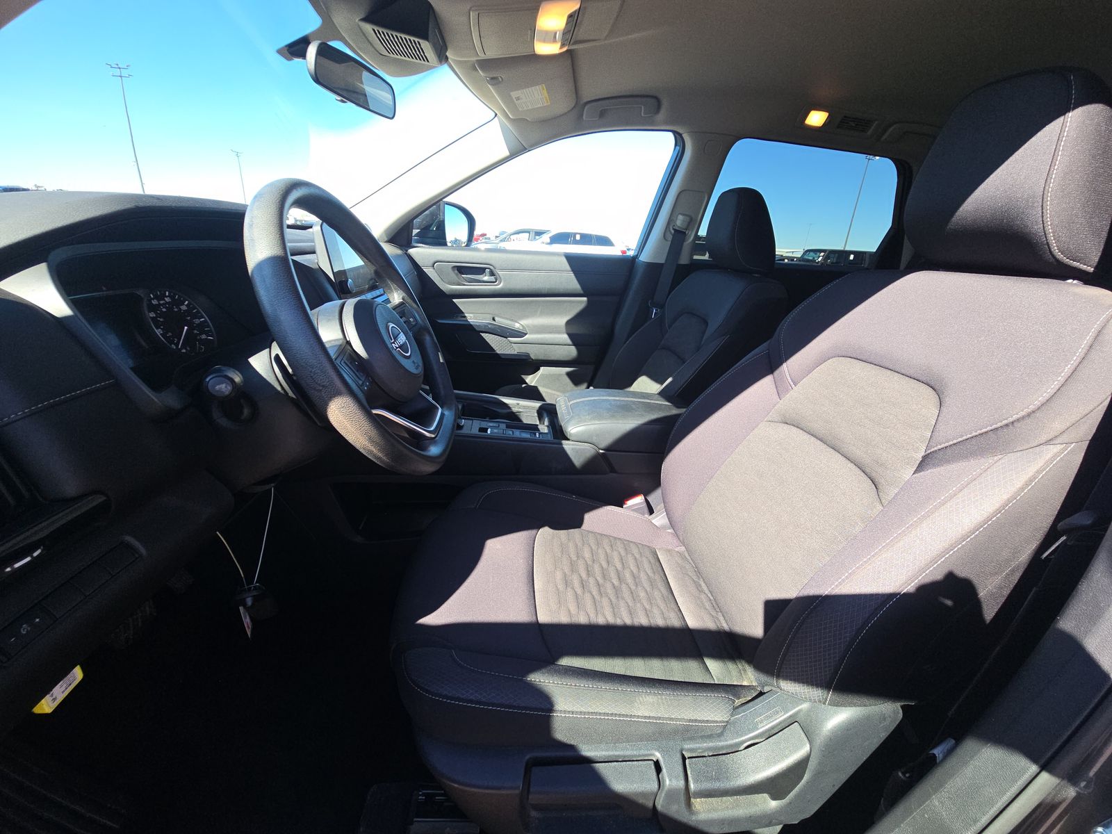 2024 Nissan Pathfinder S FWD