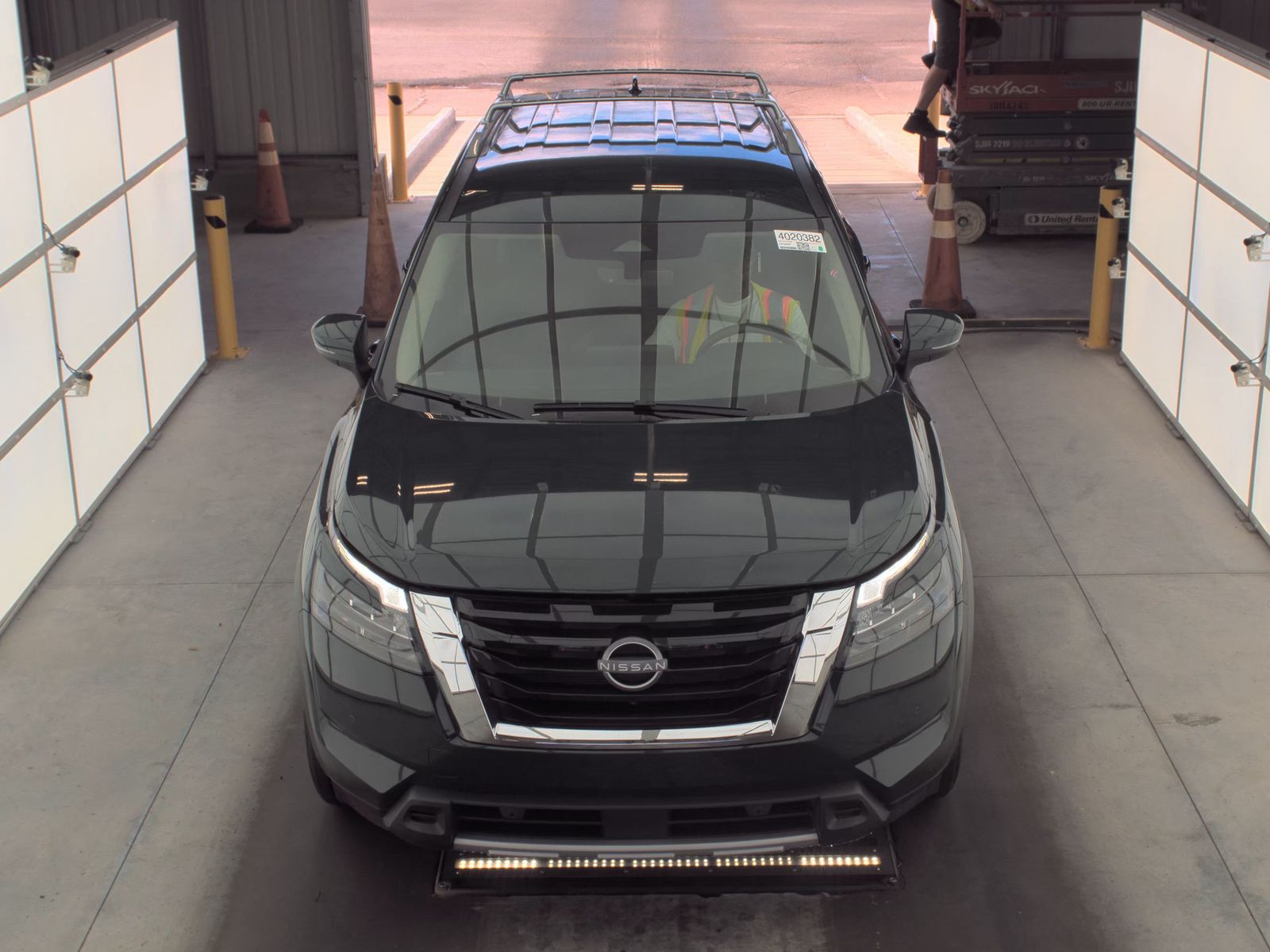 2025 Nissan Pathfinder SL FWD