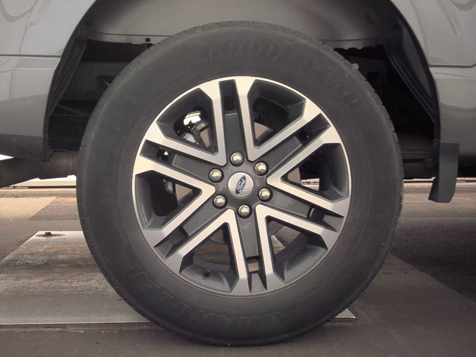 2023 Ford F-150 XL FWD