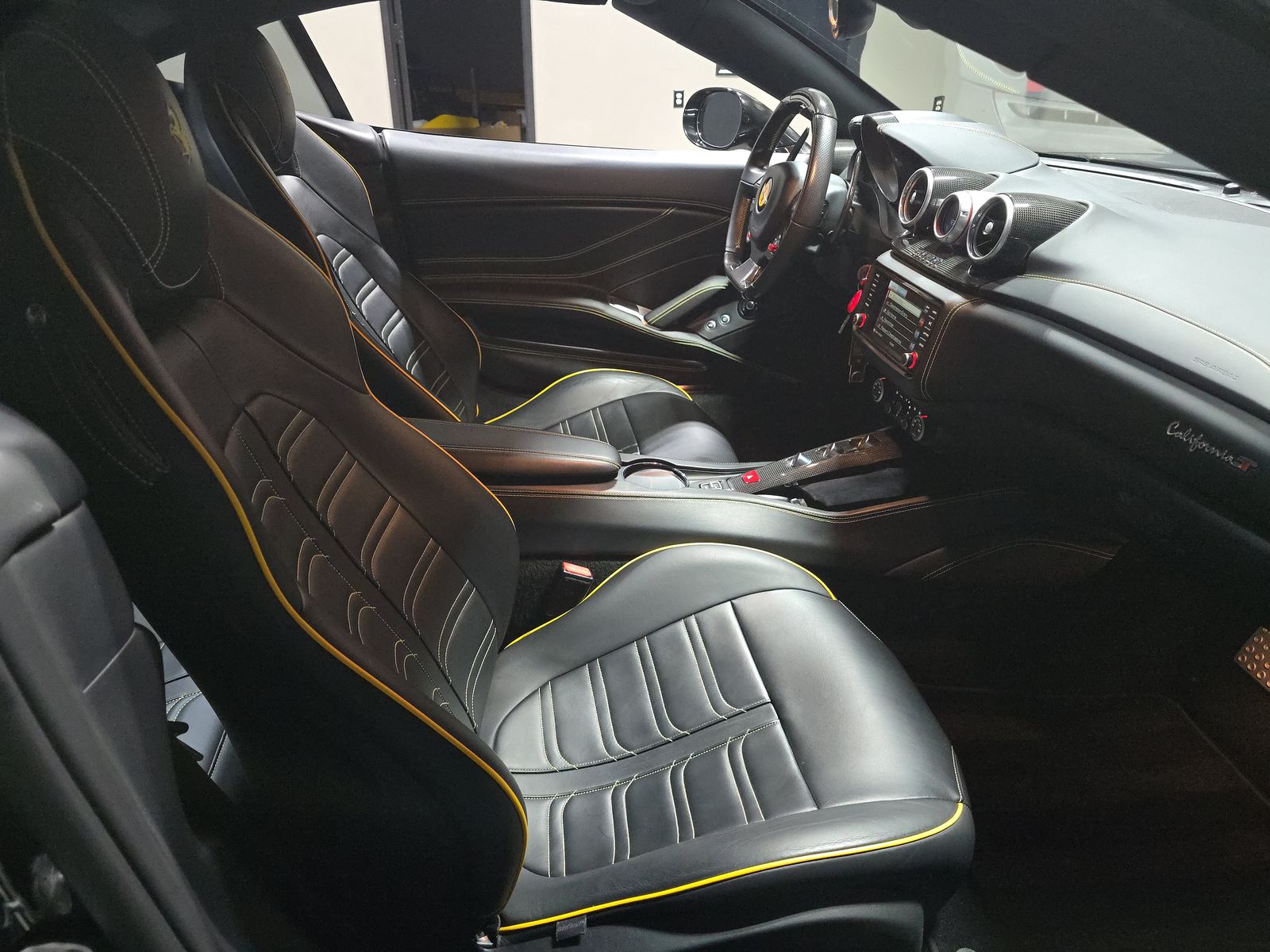 2015 Ferrari California T RWD