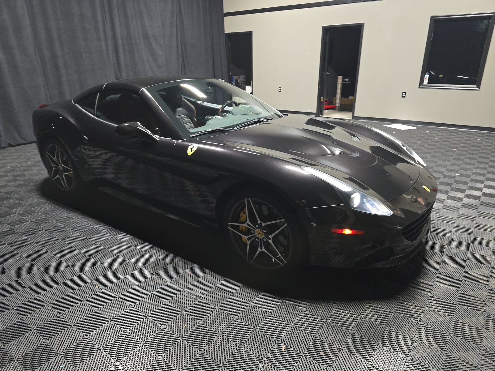 2015 Ferrari California T RWD