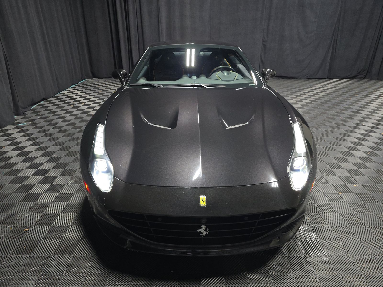 2015 Ferrari California T RWD