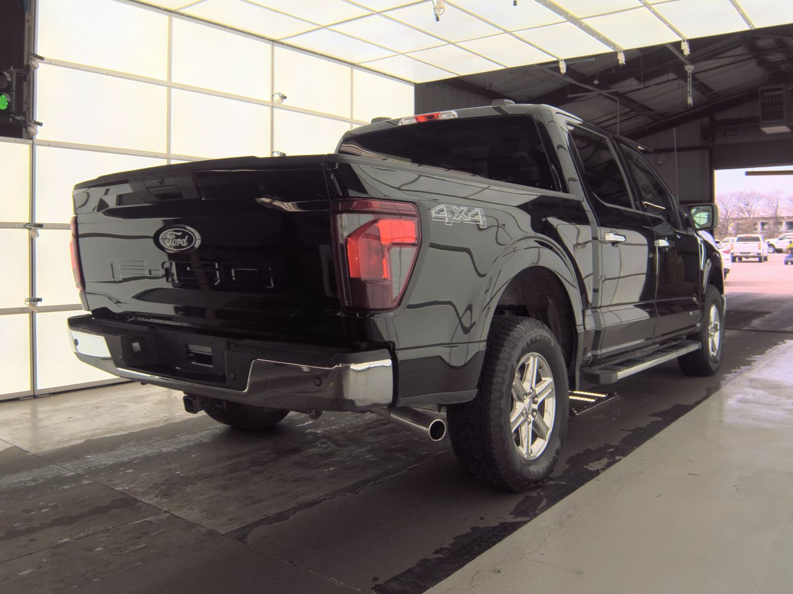 2025 Ford F-150 Hybrid XLT AWD