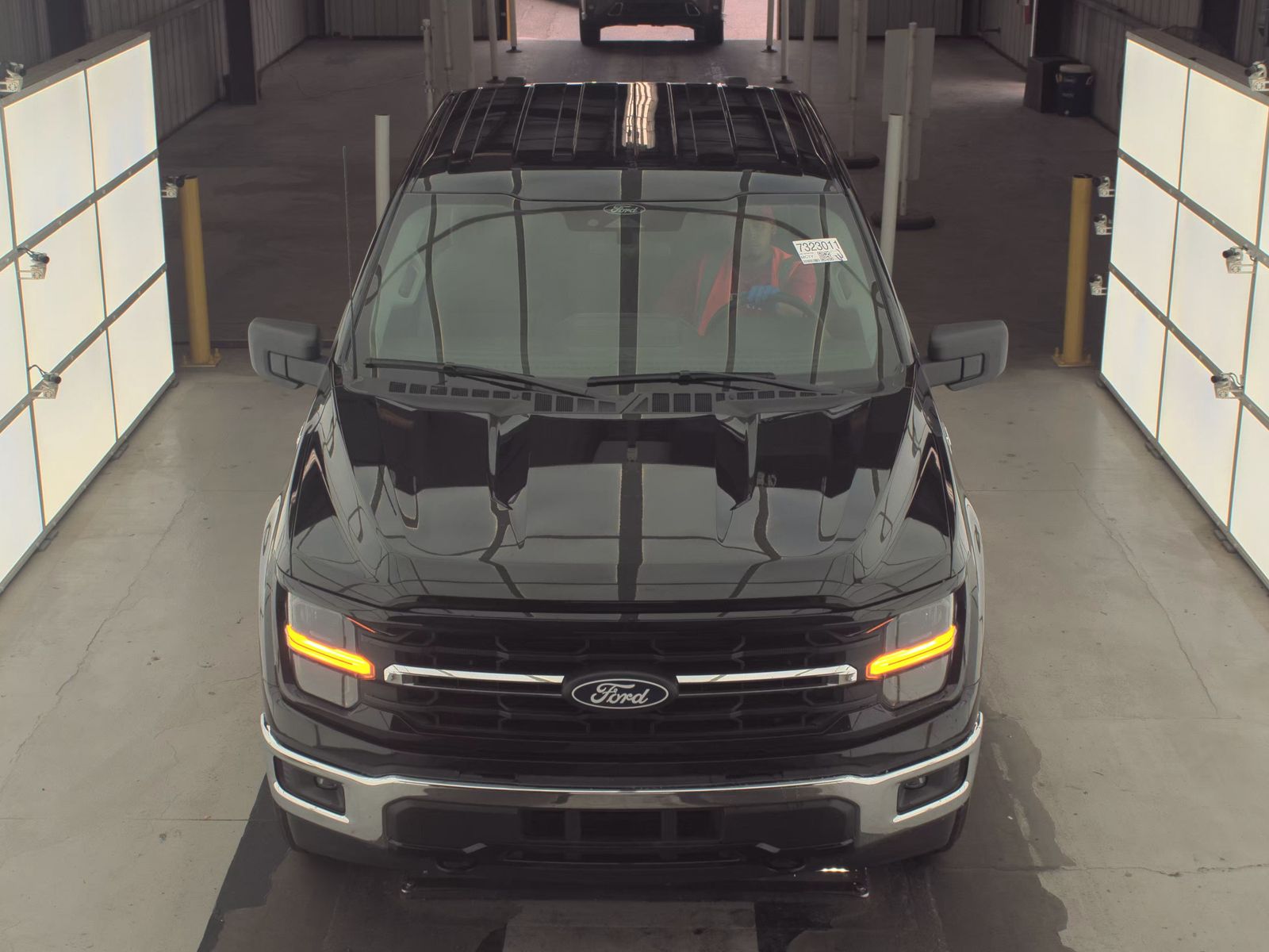 2025 Ford F-150 Hybrid XLT AWD