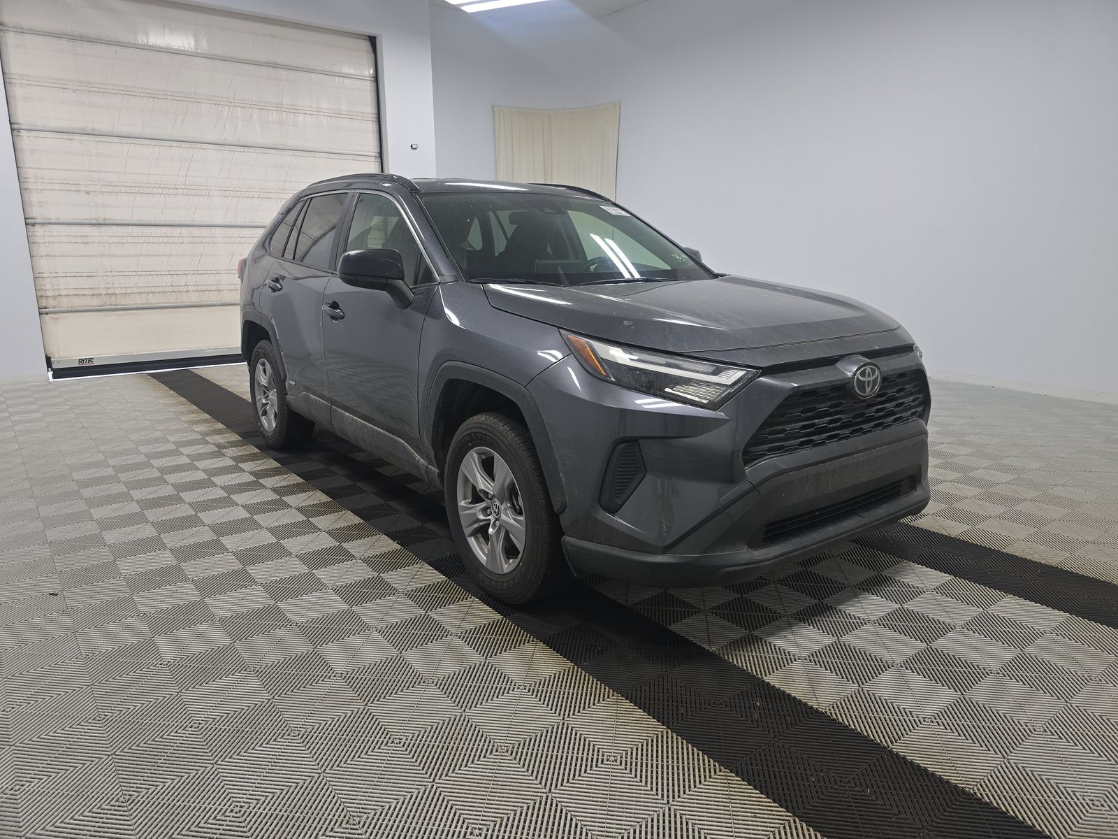 2025 Toyota RAV4 Hybrid LE AWD