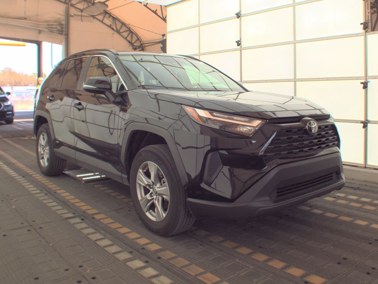 2025 Toyota RAV4 Hybrid XLE AWD
