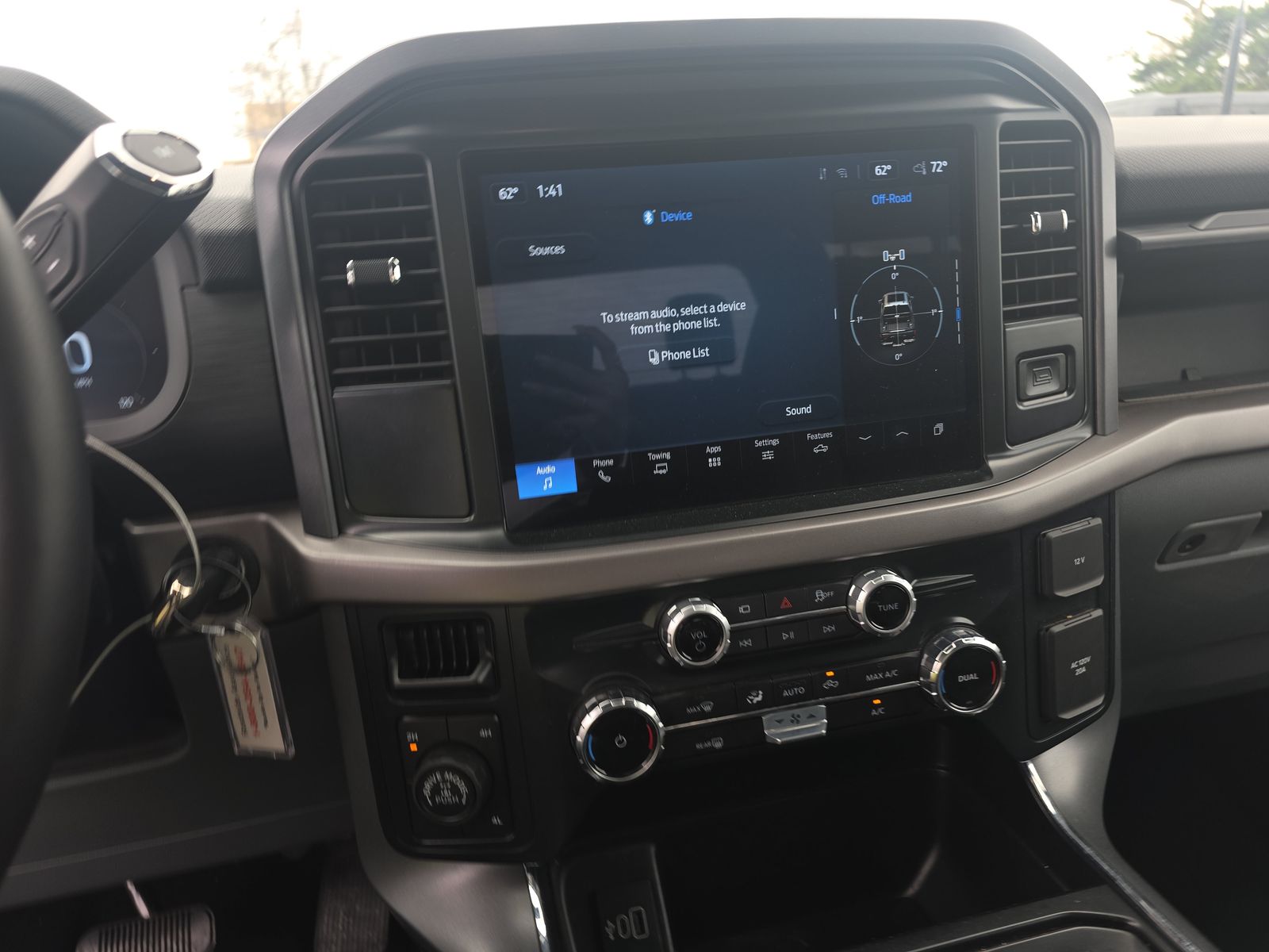 2025 Ford F-150 Hybrid XLT AWD