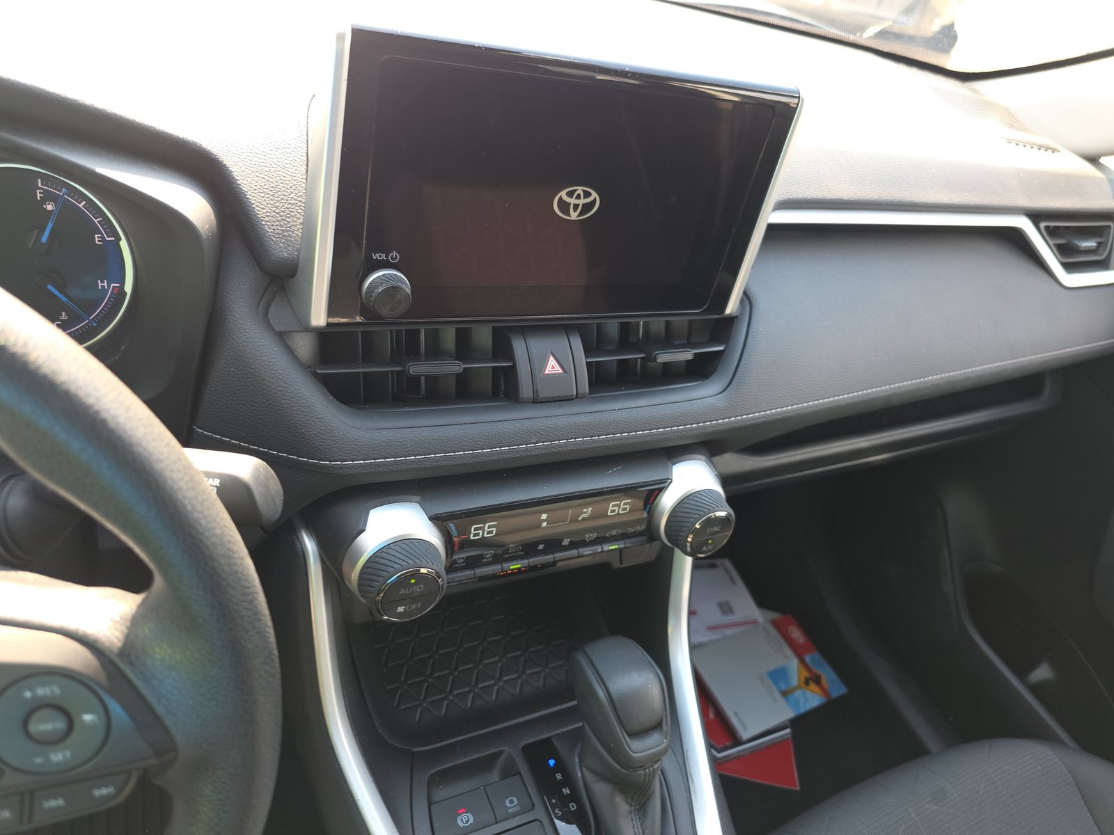 2025 Toyota RAV4 Hybrid XLE AWD