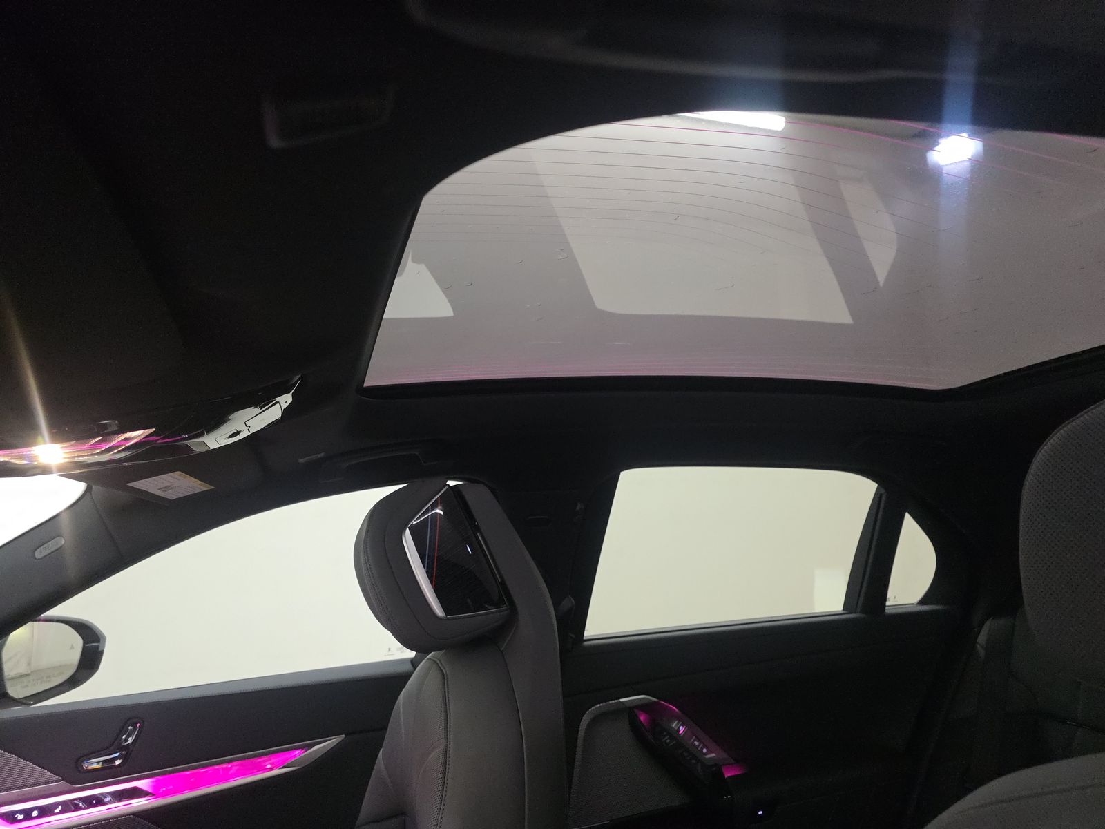 2025 BMW 7 Series 760i xDrive AWD