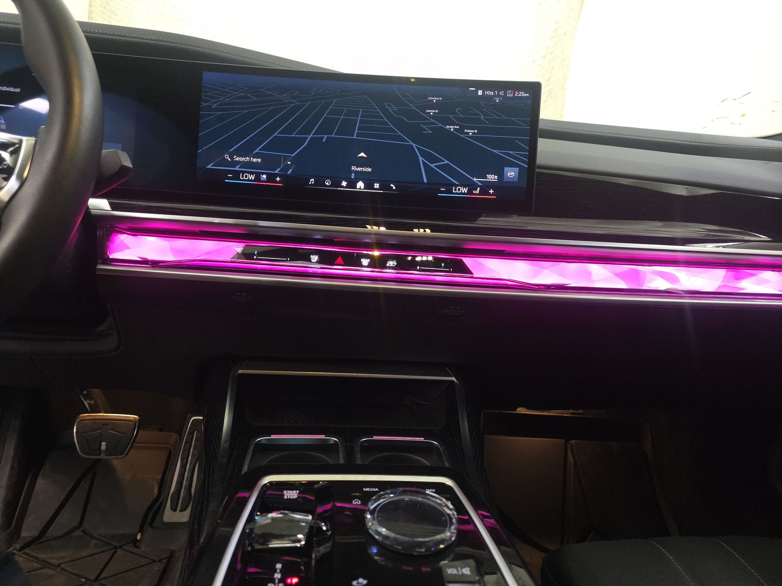 2025 BMW 7 Series 760i xDrive AWD