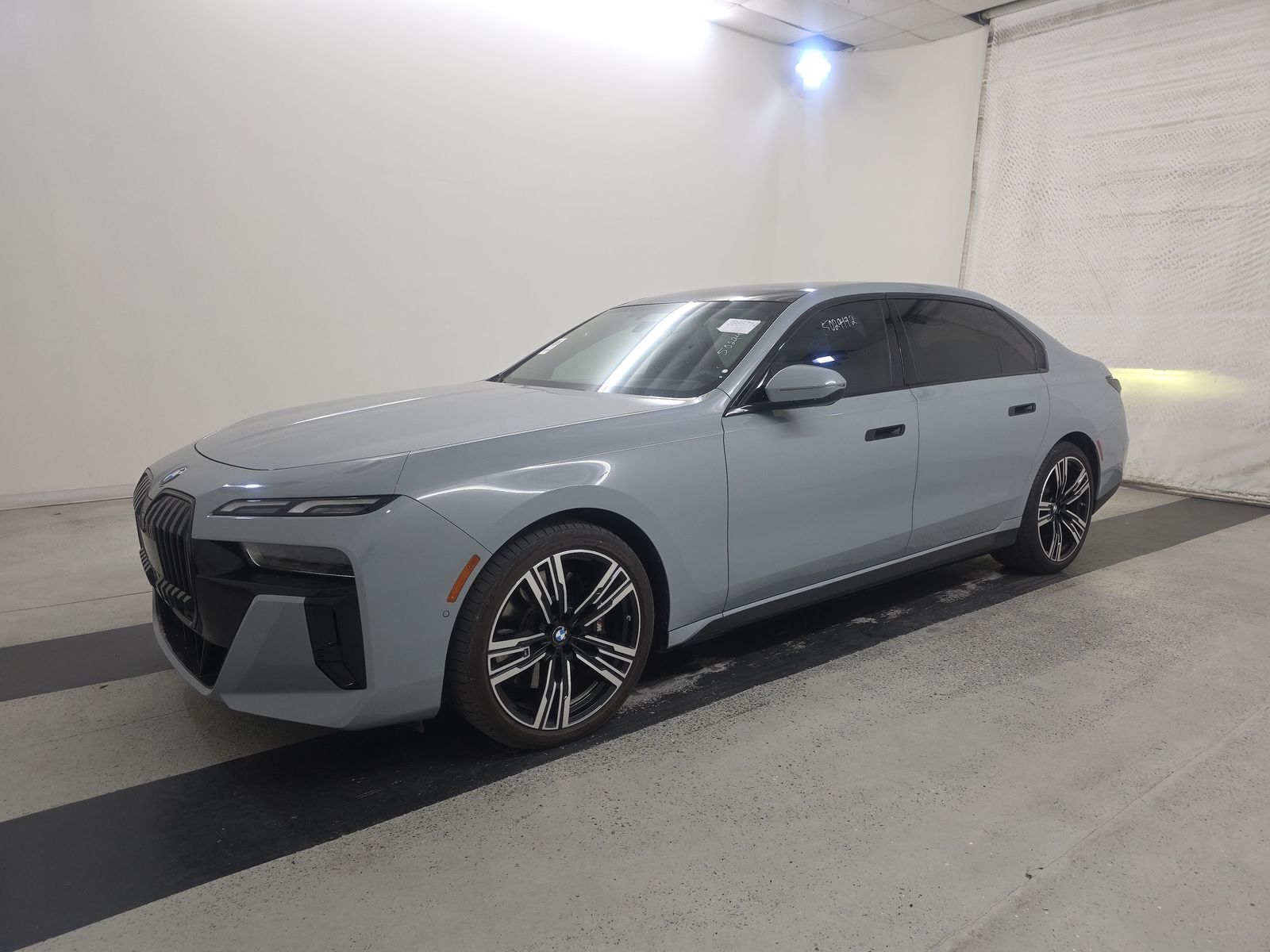 2025 BMW 7 Series 760i xDrive AWD