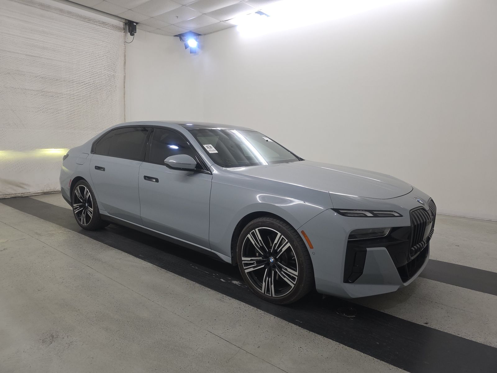 2025 BMW 7 Series 760i xDrive AWD