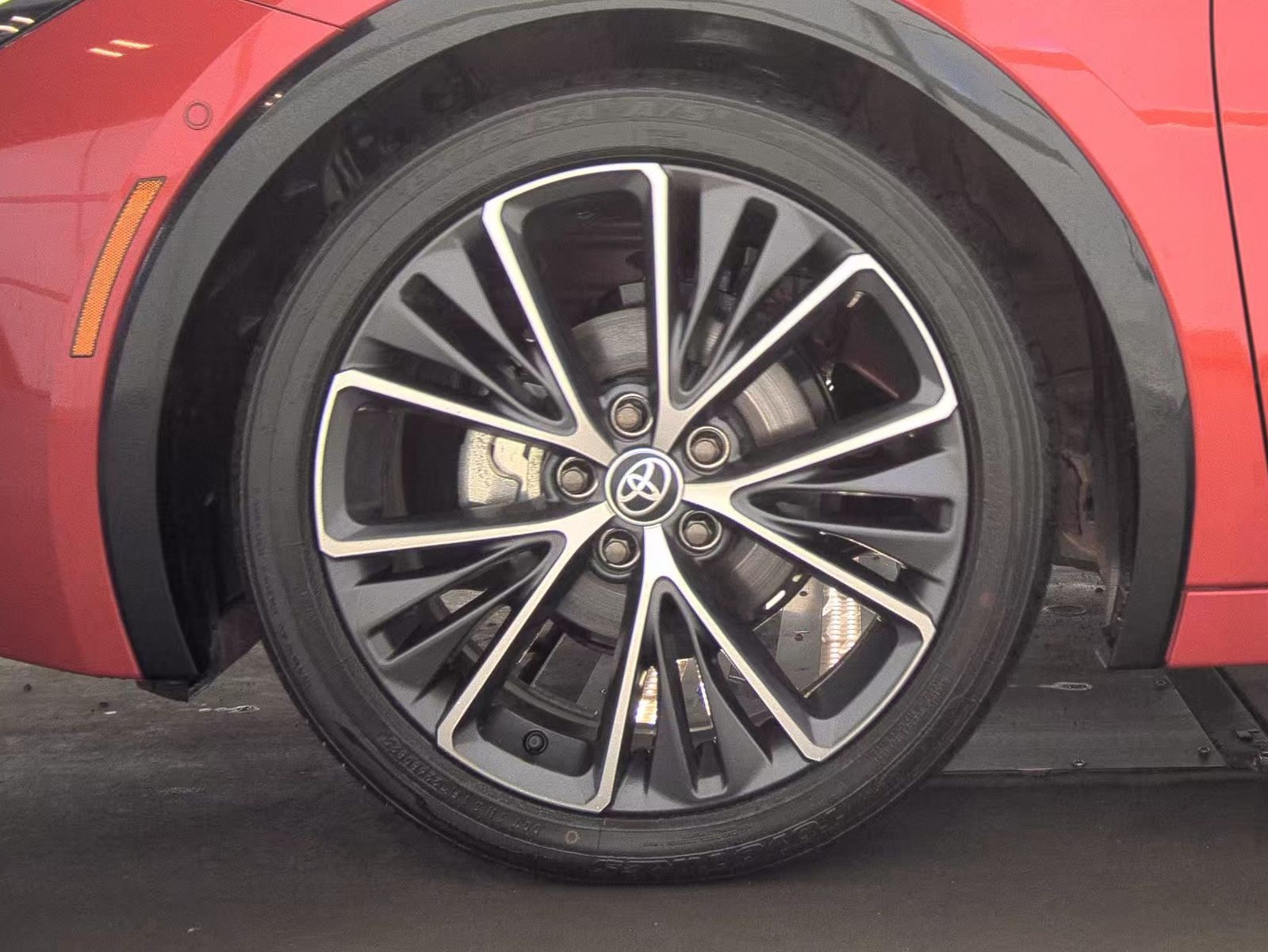 2025 Toyota Prius Limited FWD