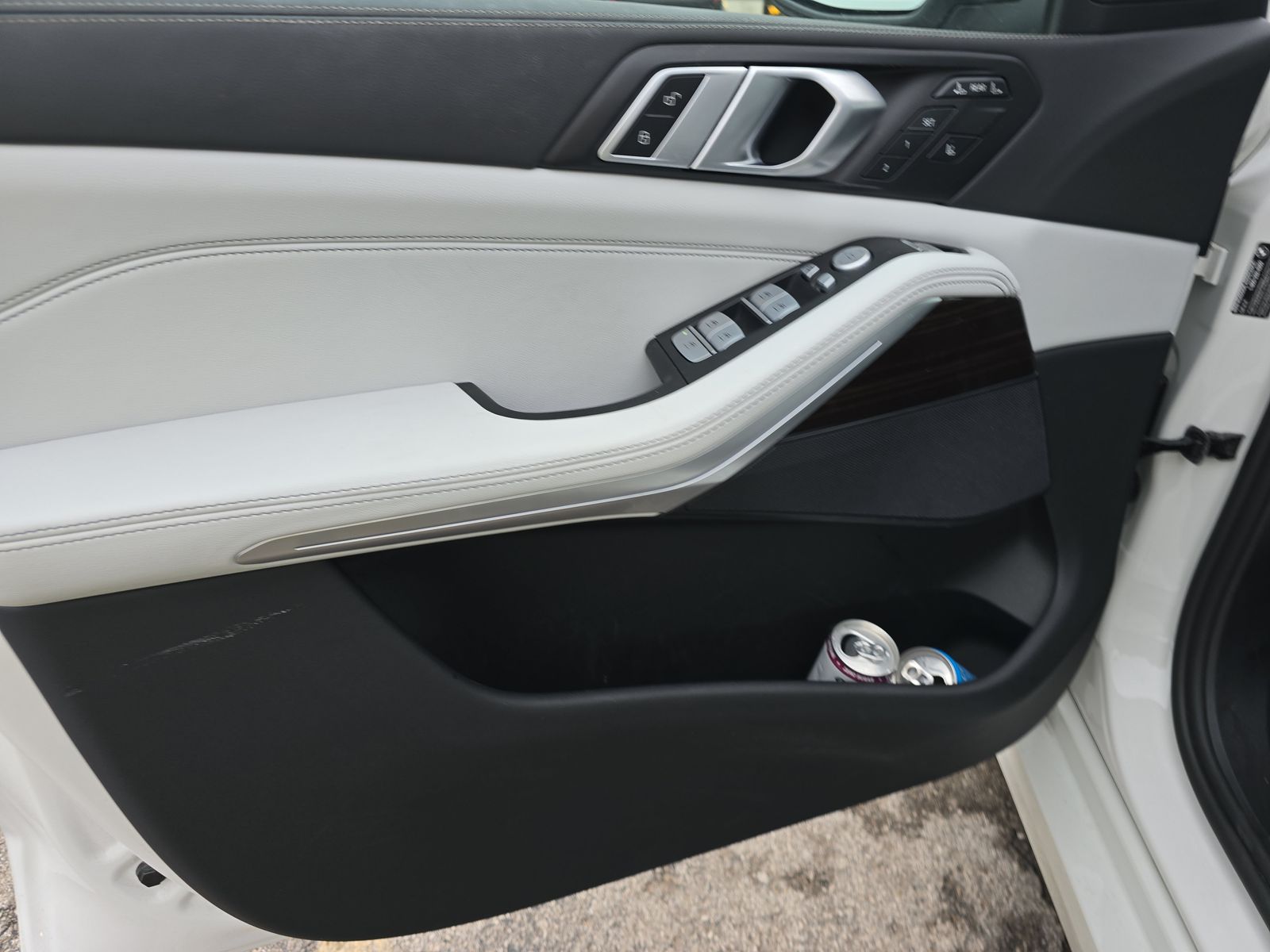 2025 BMW X7 xDrive40i AWD