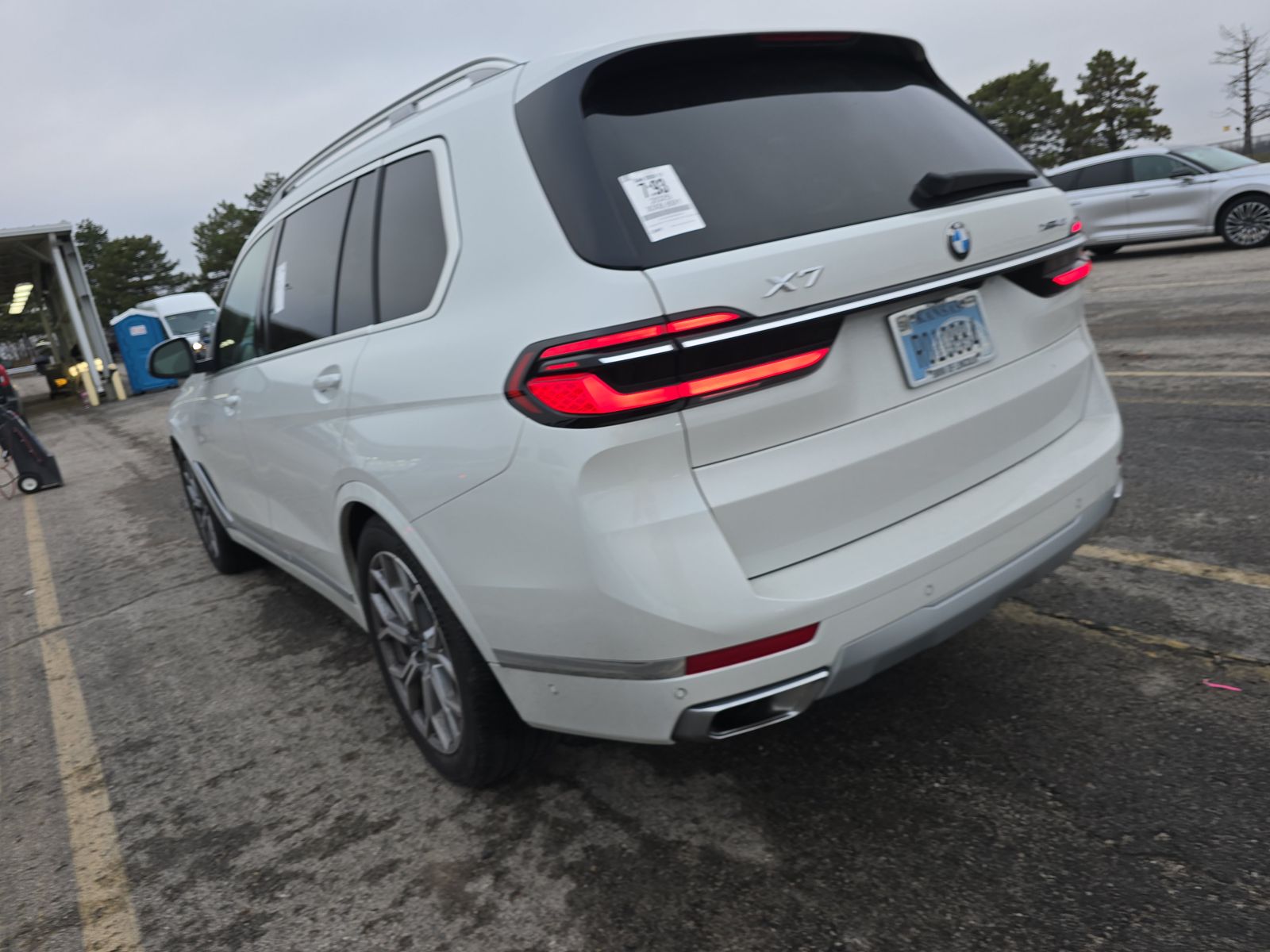 2025 BMW X7 xDrive40i AWD