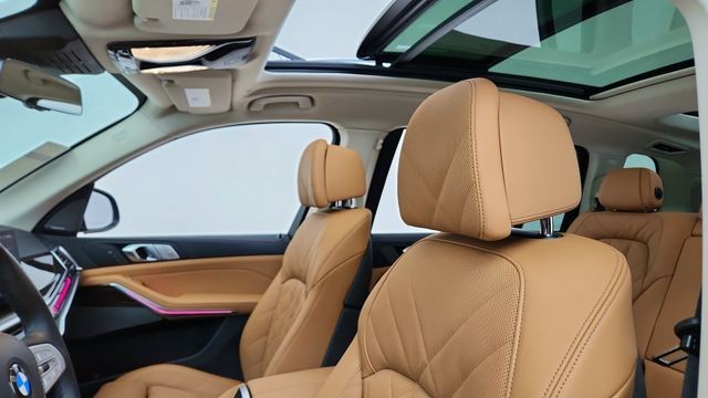 2026 BMW X7 xDrive40i AWD