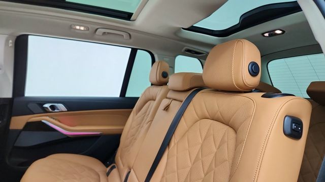 2026 BMW X7 xDrive40i AWD