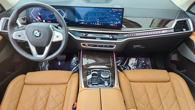 2026 BMW X7 xDrive40i AWD