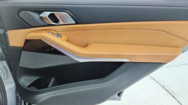 2026 BMW X7 xDrive40i AWD