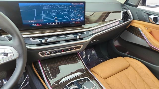 2026 BMW X7 xDrive40i AWD