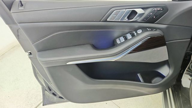 2026 BMW X7 xDrive40i AWD