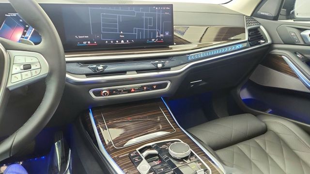 2026 BMW X7 xDrive40i AWD