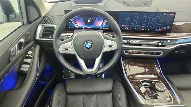 2026 BMW X7 xDrive40i AWD