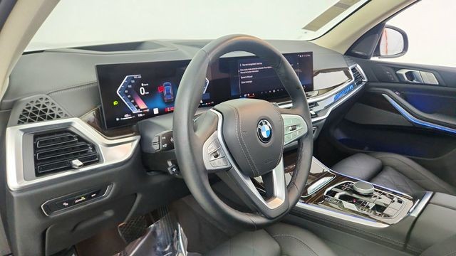 2026 BMW X7 xDrive40i AWD