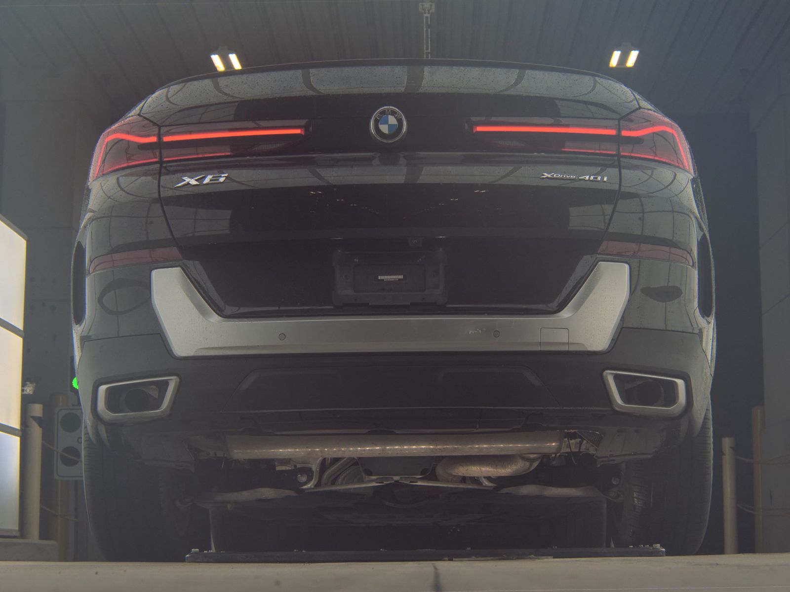 2022 BMW X6 xDrive40i AWD