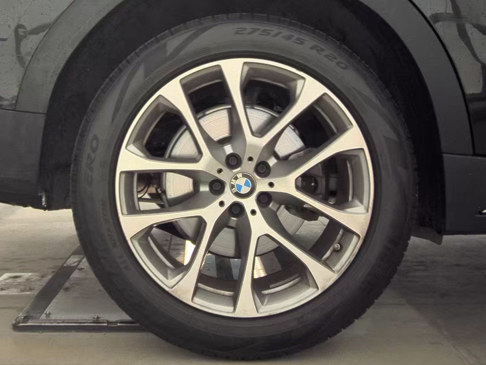 2022 BMW X6 xDrive40i AWD