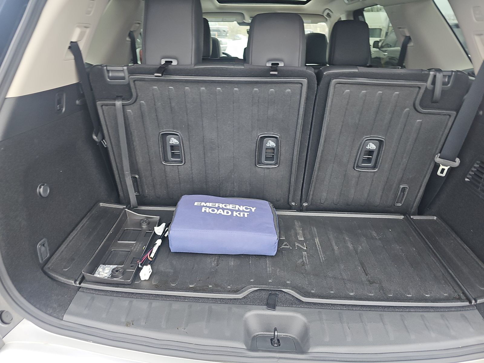 2025 Nissan Pathfinder Platinum AWD