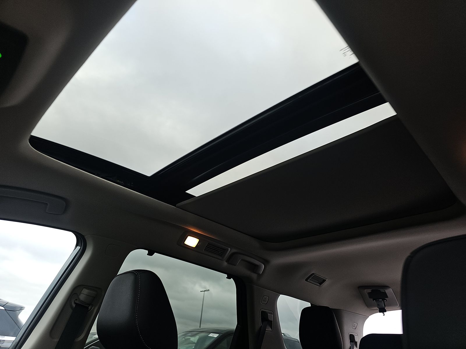 2025 Nissan Pathfinder Platinum AWD