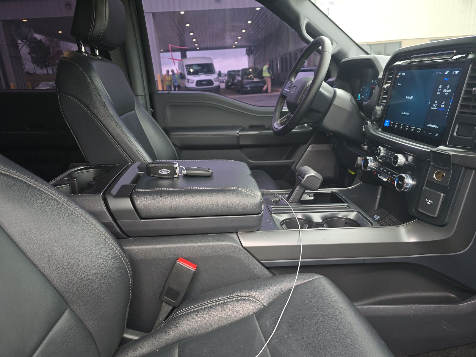 2024 Ford F-150 Hybrid XLT AWD