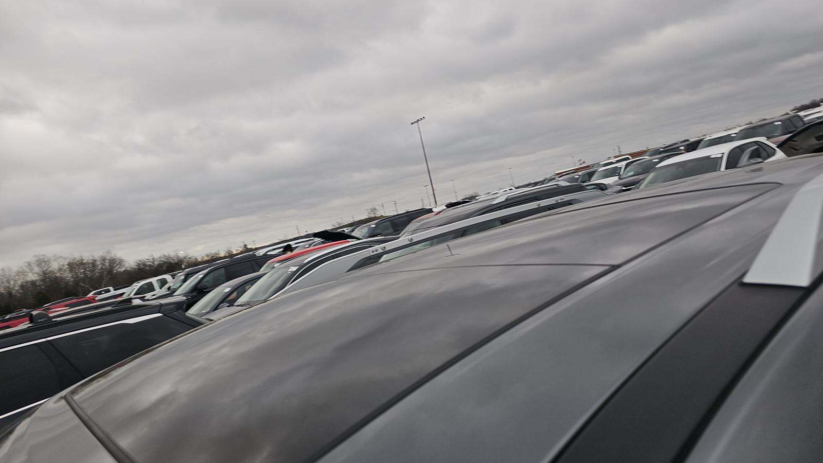 2025 Nissan Pathfinder Platinum AWD