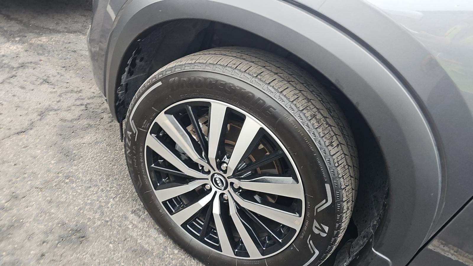 2025 Nissan Pathfinder Platinum AWD