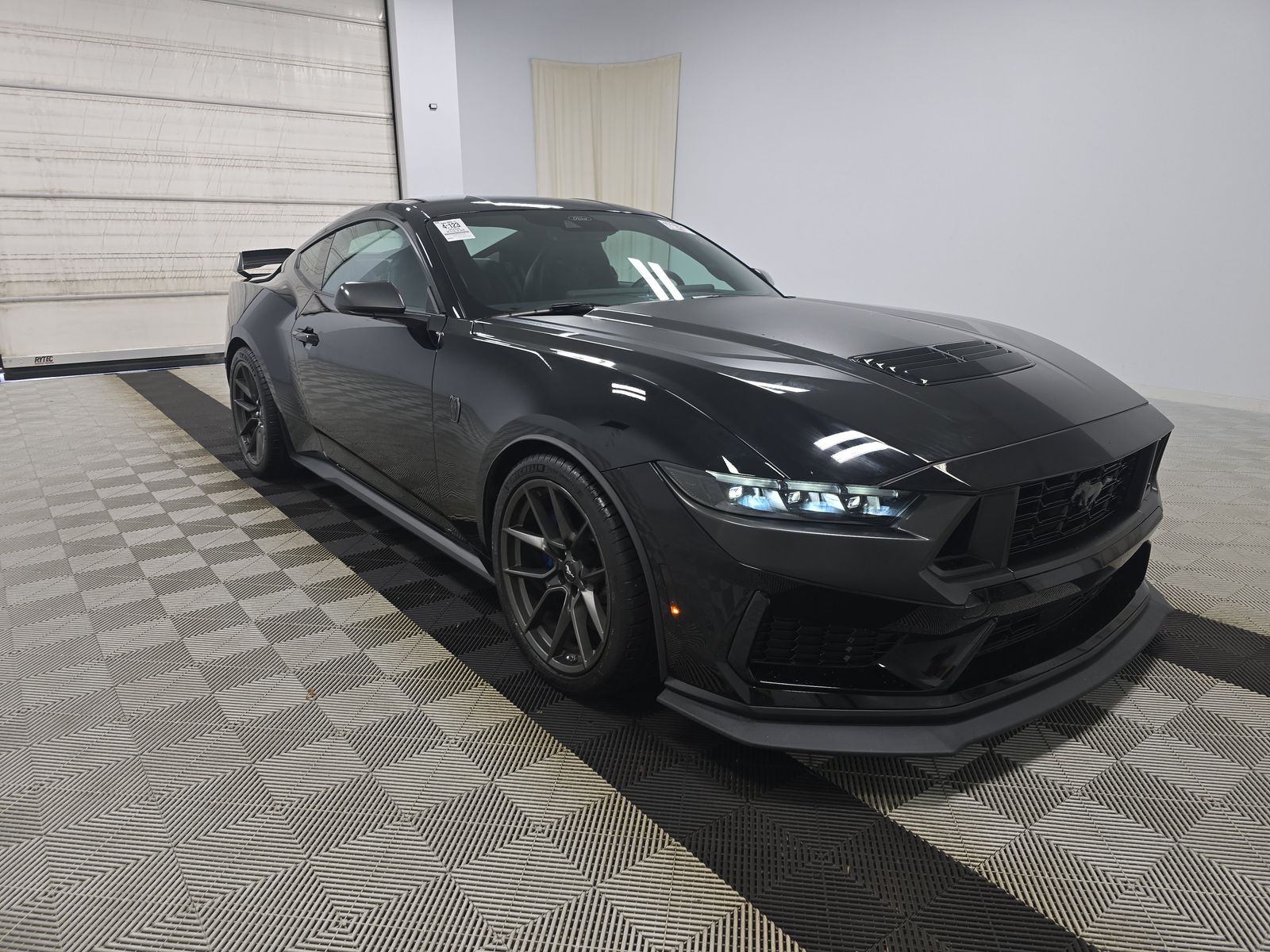 2024 Ford Mustang Dark Horse RWD