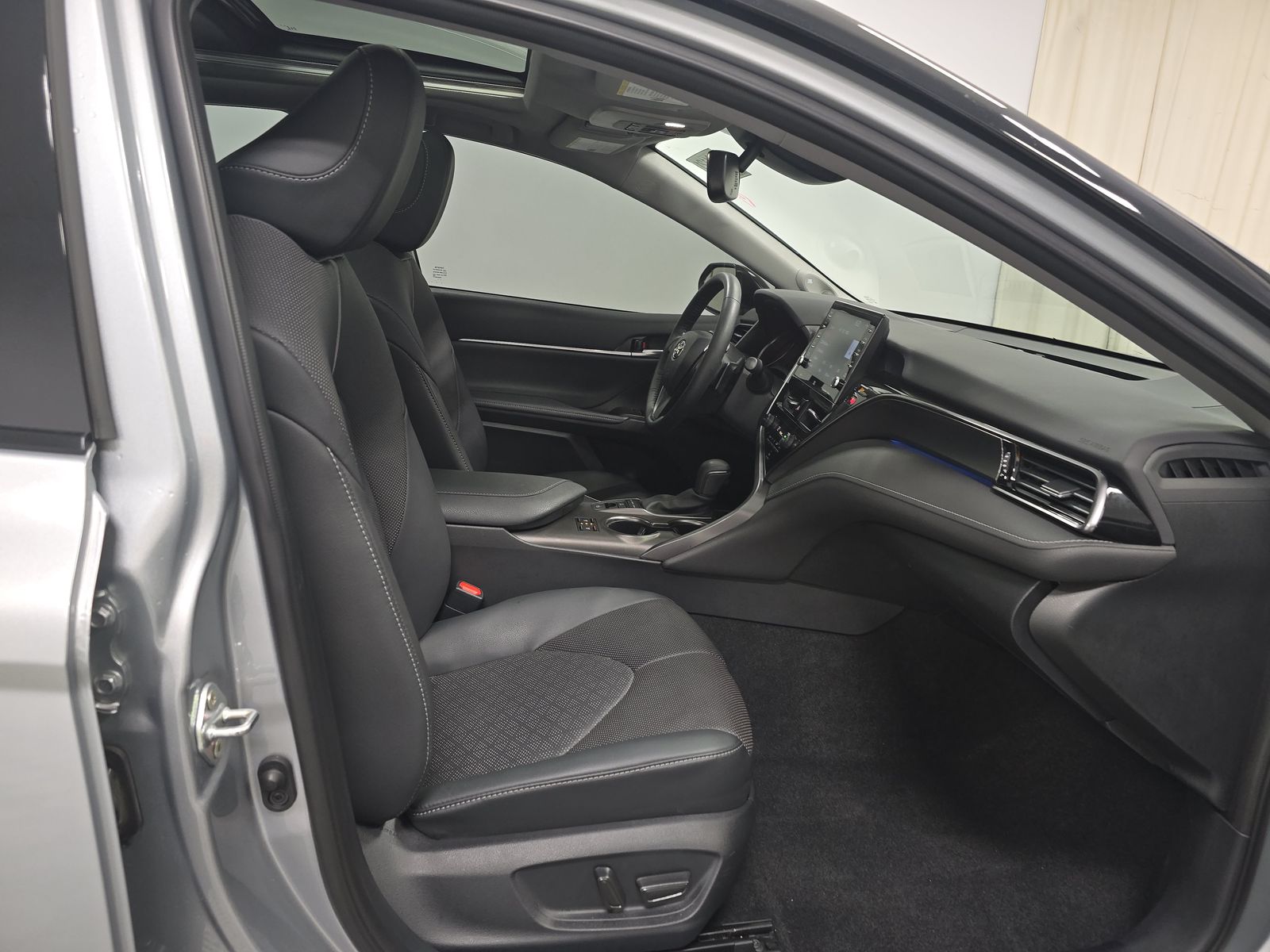 2023 Toyota Camry XSE FWD