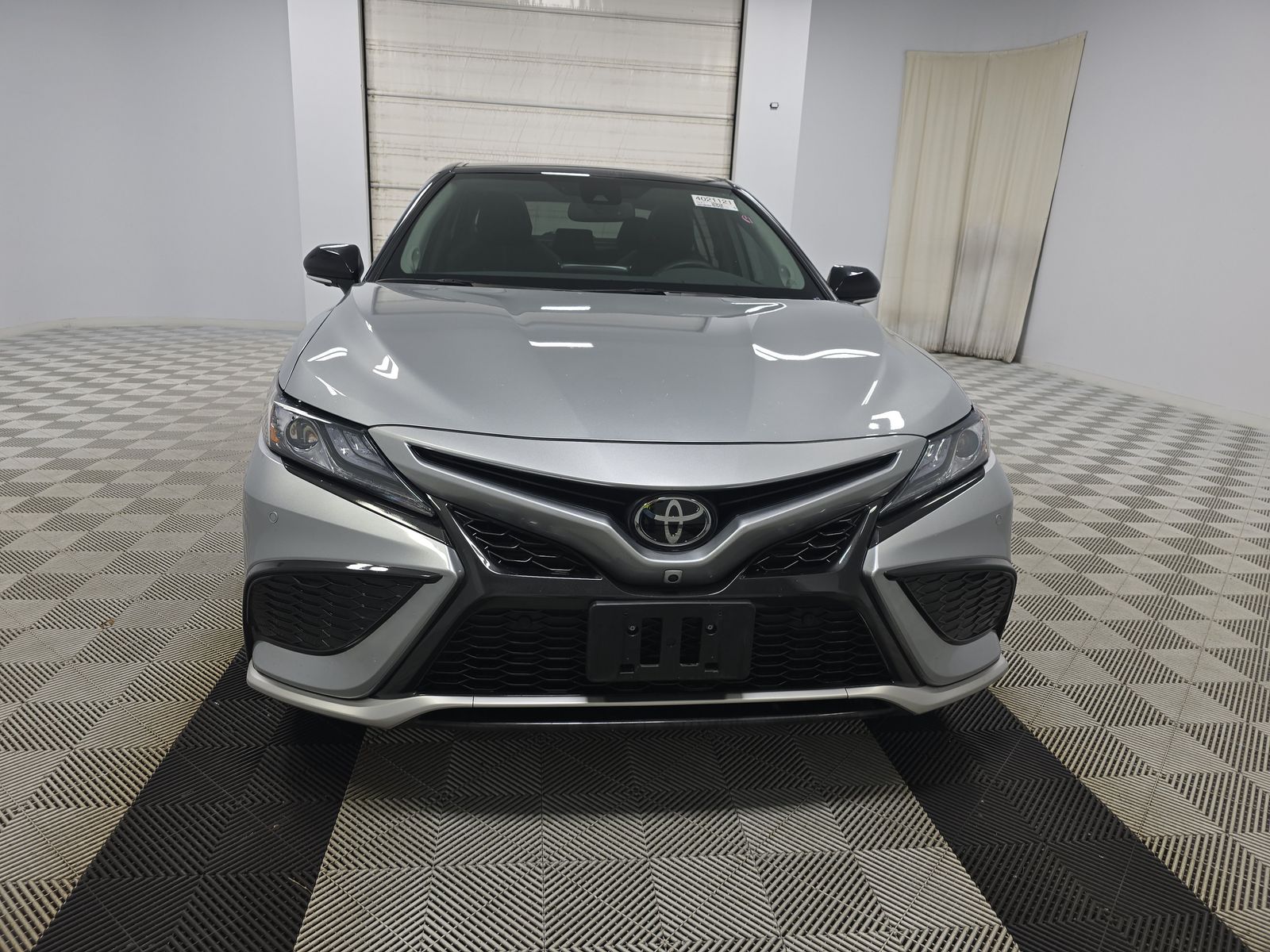 2023 Toyota Camry XSE FWD