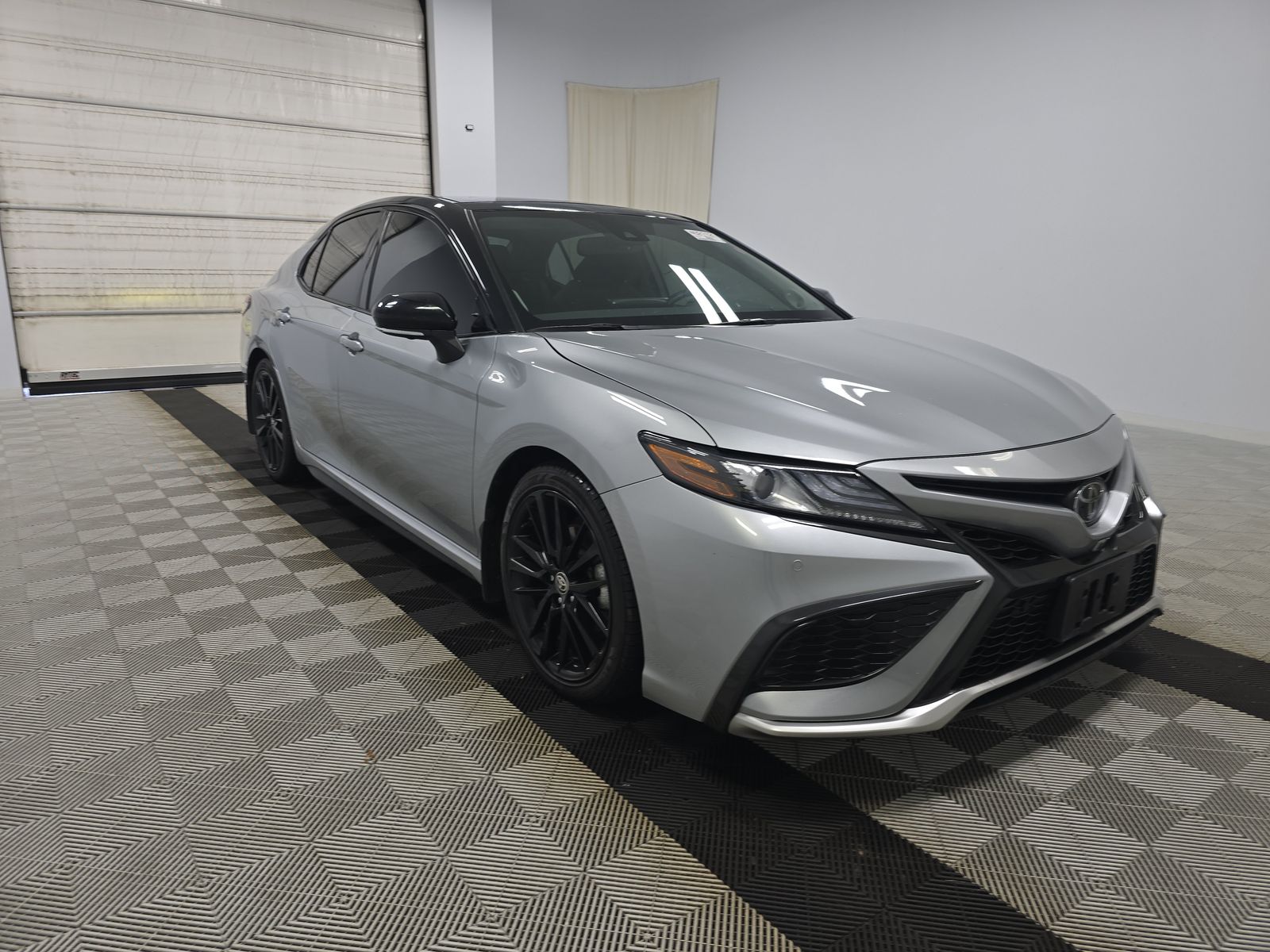 2023 Toyota Camry XSE FWD