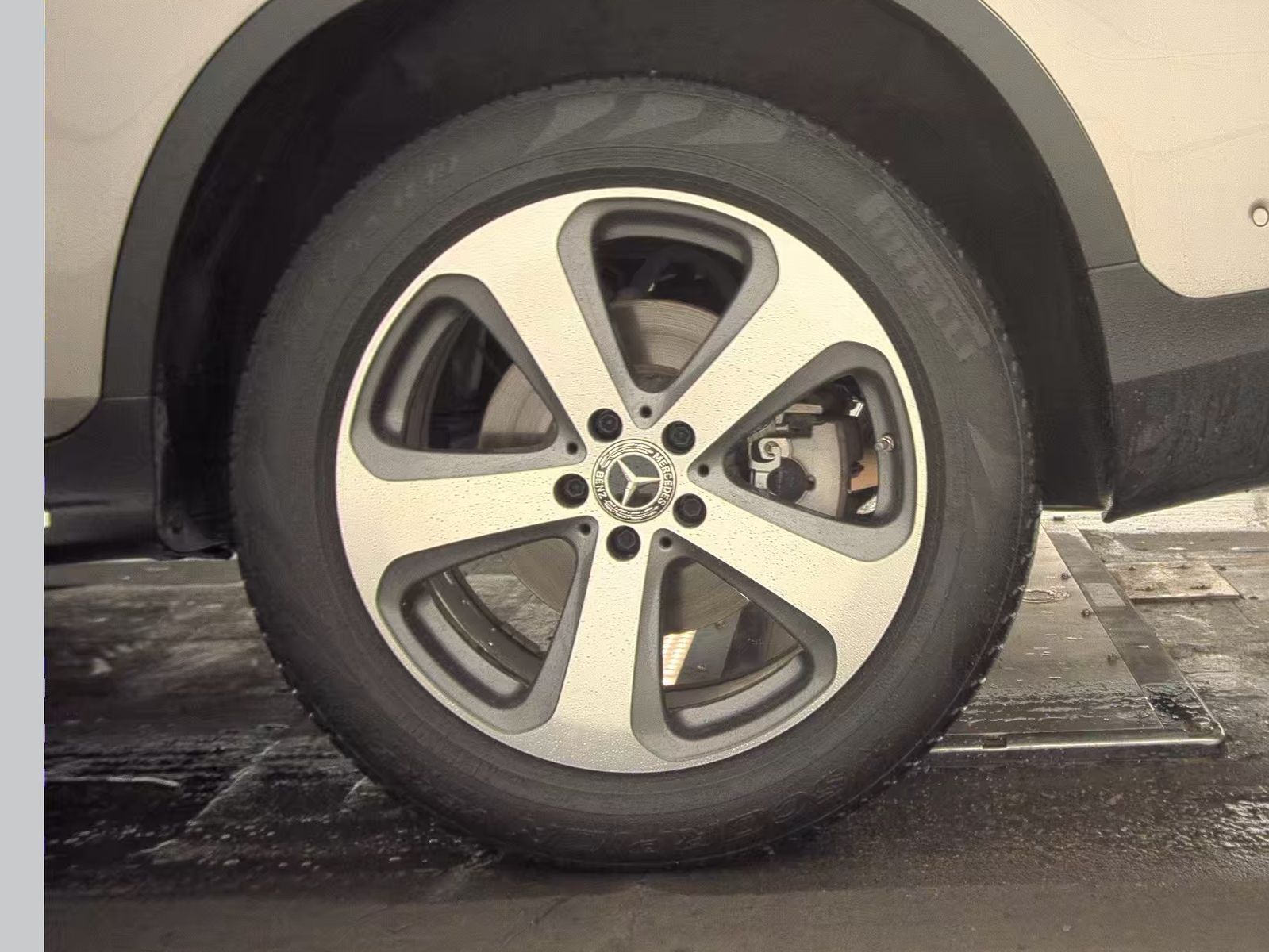 2021 Mercedes-Benz GLC GLC 300 RWD